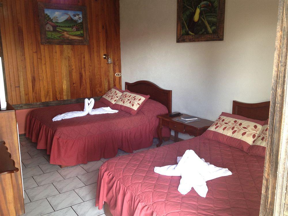 Hotel Destinos Arenal La Fortuna Exterior foto