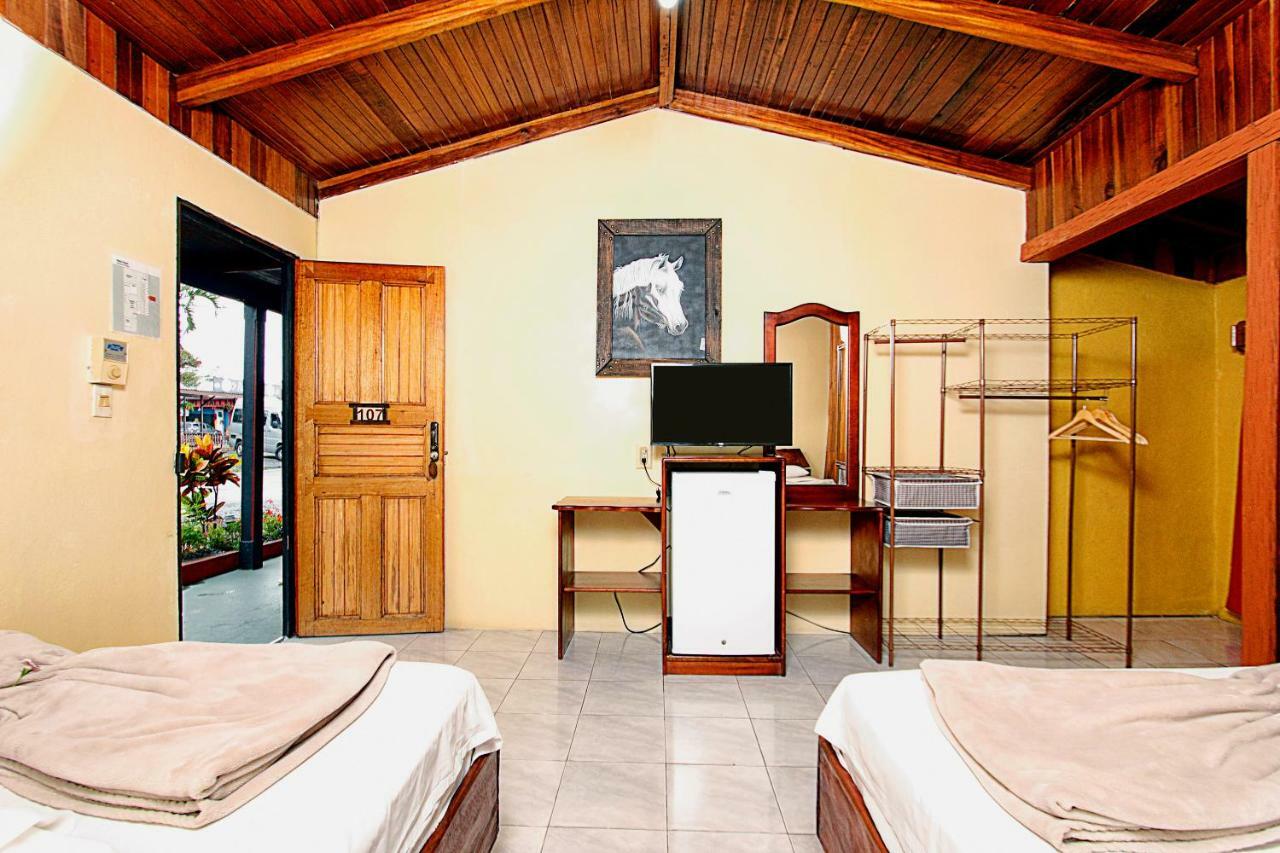 Hotel Destinos Arenal La Fortuna Exterior foto